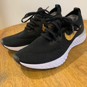 Women’s Nike react shoe